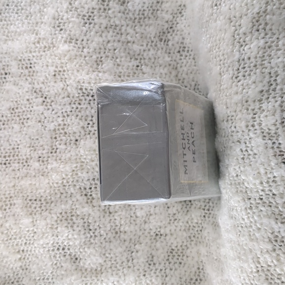 Mitchell and Peach English Leaf Fine Edition Eau De Toilette, 50ml/1.7fl oz - Picture 3 of 8